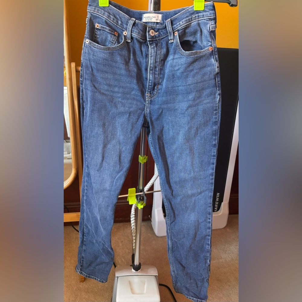 Abercrombie & Fitch Jeans - The Slim Straight Ultra High Rise
